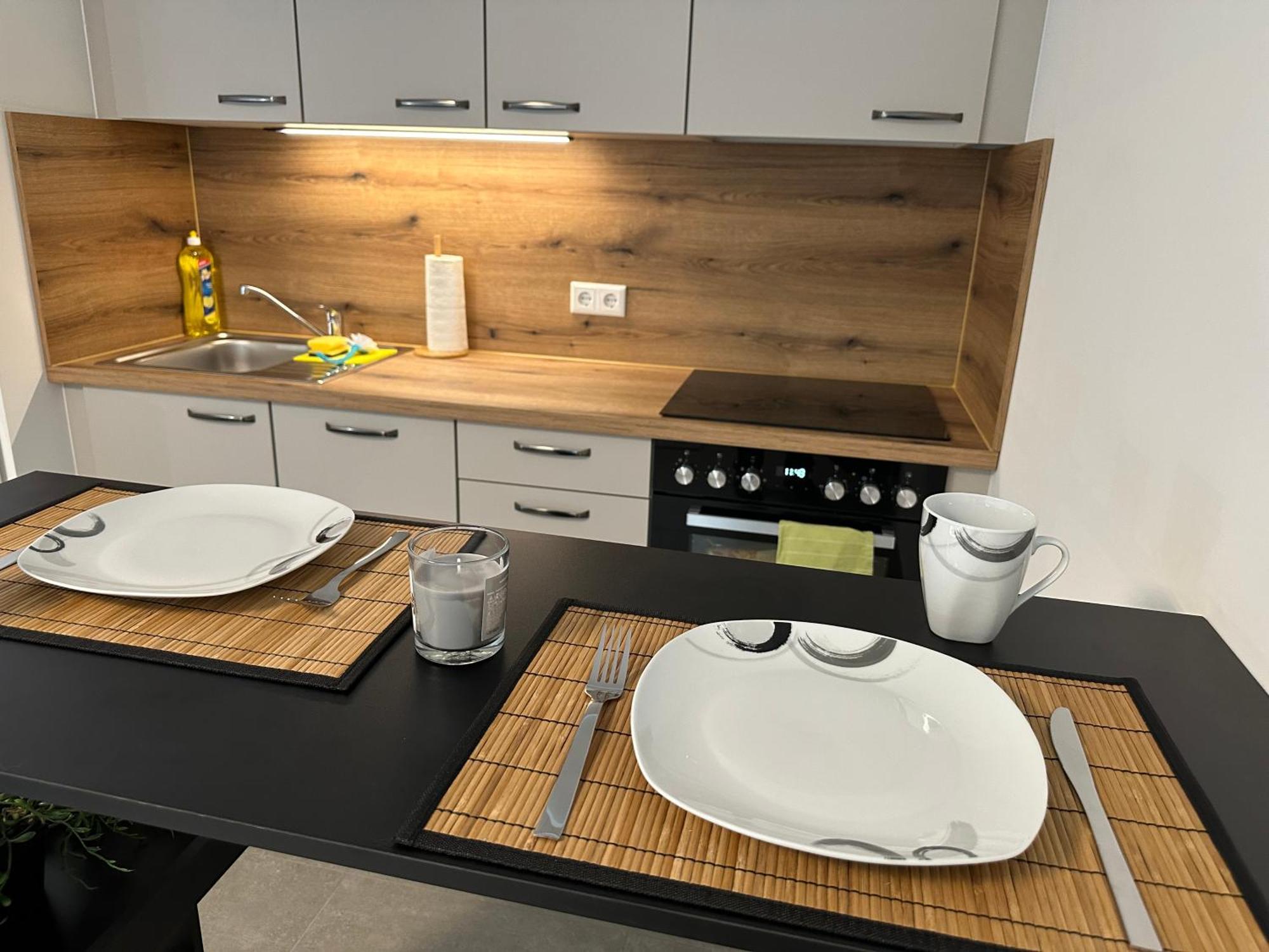 Modernes Apartment In Guter Lage Ingolstadt Buitenkant foto
